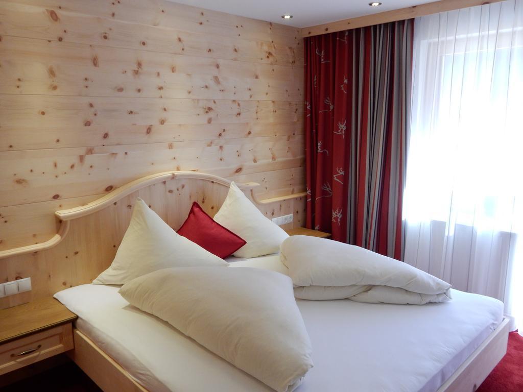 Davo Lais Apartment Ischgl Room photo